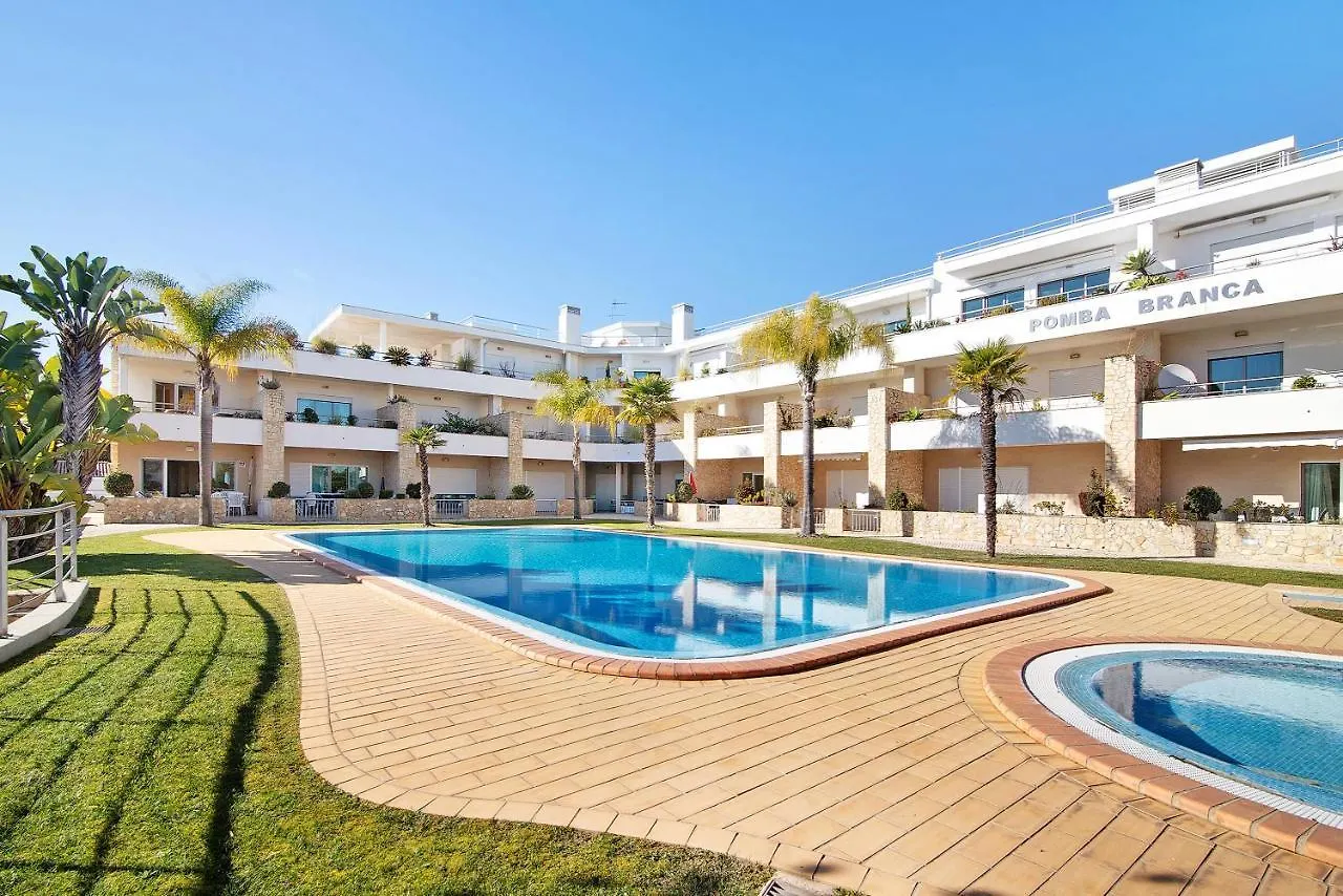 Holiday home Family House White Dove Villa Olhos de Agua
